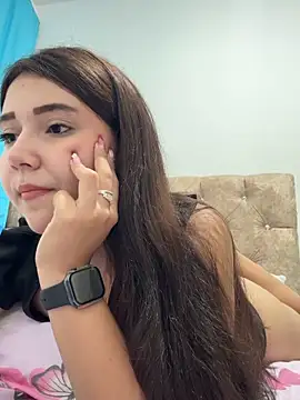 mia cooper 24 online show from April 15, 2026, 4:30 am