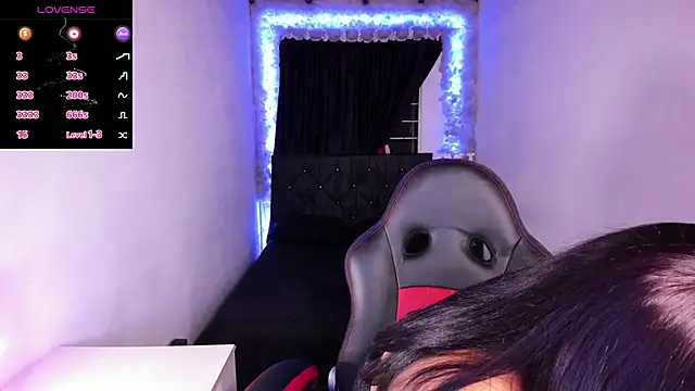 Mariana Hasper  online show from December 13, 2024, 11:06 pm