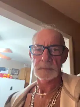 bobby123D online show from February 11, 2025, 9:35 pm