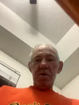 bobby123D online show from December 1, 2025, 10:31 am