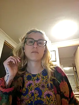 Snapshot of Afrania chatting on December 4, 2024, 1:03 am Afrania online show from December 4, 2024, 1:03 am