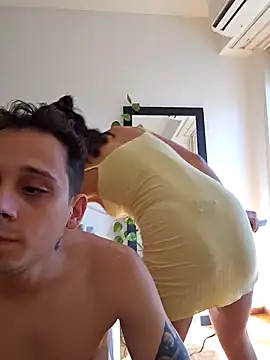 SaraLatinayPrimiciax online show from January 13, 2025, 8:15 pm