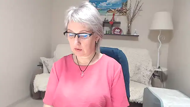 FleurMays online show from February 19, 2026, 5:58 am