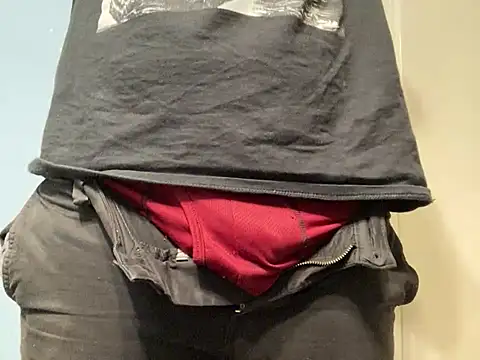 Snapshot of MyNameJeff1856 chatting on December 12, 2024, 4:48 am MyNameJeff1856 online show from December 12, 2024, 4:48 am