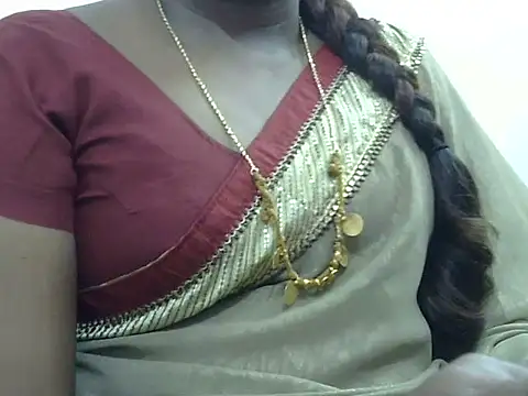 Hot akshara online show from September 19, 2025, 2:51 pm