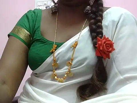 Snapshot of Hot_akshara chatting on March 1, 2026, 5:37 pm Hot akshara online show from March 1, 2026, 5:37 pm