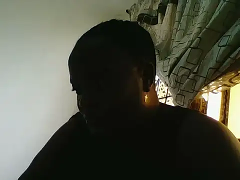 Snapshot of Hotwife8 chatting on June 2, 2026, 6:04 am Hotwife8 online show from June 2, 2026, 6:04 am