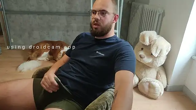 azagoul222 online show from September 10, 2025, 1:33 pm