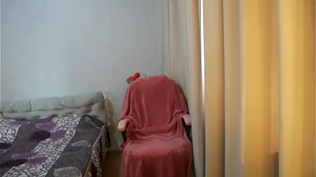 Sophiloren online show from February 9, 2026, 10:30 am