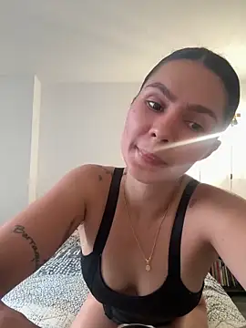 SofiaG  online show from March 14, 2025, 10:27 pm