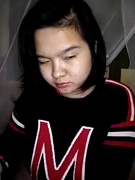 Thomgdee online show from March 8, 2025, 7:20 pm