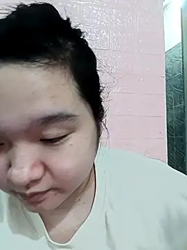 Thomgdee online show from December 2, 2025, 4:13 pm