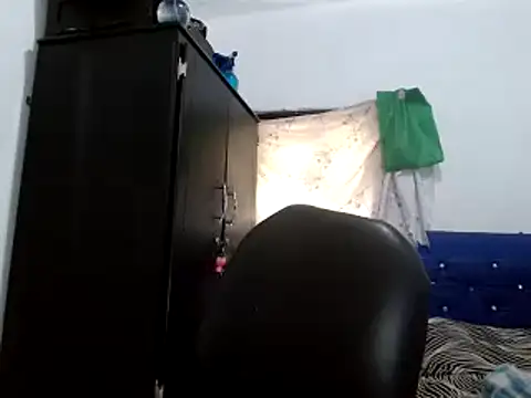 miriam775 online show from December 10, 2024, 3:55 pm