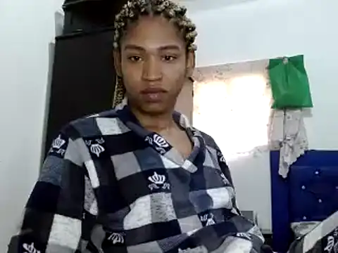 miriam775 online show from January 7, 2025, 3:44 pm