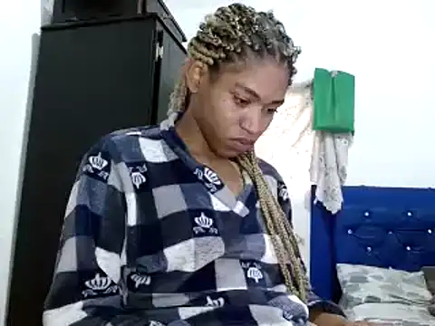 miriam775 online show from January 8, 2025, 12:26 pm