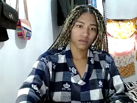 miriam775 online show from February 8, 2025, 1:11 pm