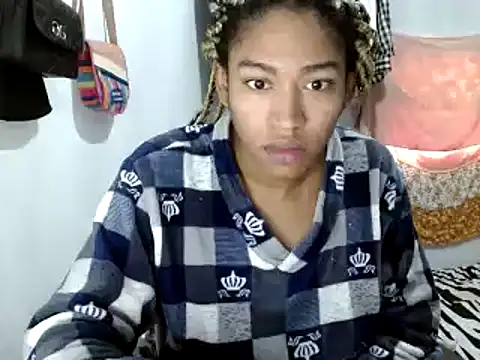 miriam775 online show from February 9, 2025, 1:14 pm