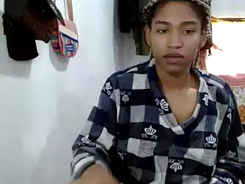 miriam775 online show from February 18, 2025, 3:10 pm