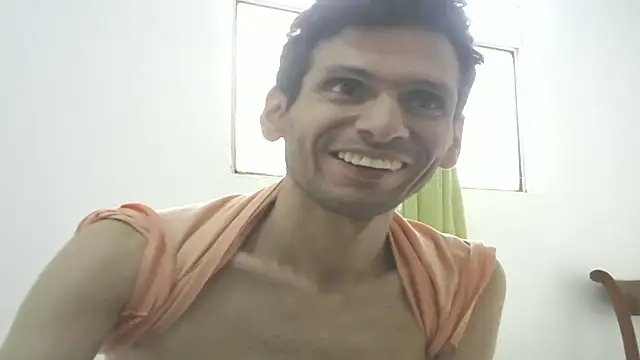 Snapshot of Andres_J4 chatting on November 10, 2025, 2:16 pm Andres J4 online show from November 10, 2025, 2:16 pm