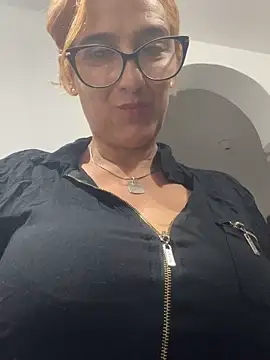 anastasia and jordan online show from March 26, 2026, 8:42 am