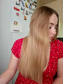 Snapshot of Cute_Hot_Alice chatting on December 5, 2024, 8:22 pm Cute Hot Alice online show from December 5, 2024, 8:22 pm