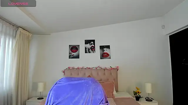 Snapshot of _Charlotte_evans_1 chatting on January 12, 2025, 8:36 pm Charlotte evans 1 online show from January 12, 2025, 8:36 pm