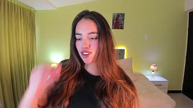 Snapshot of _Charlotte_evans_1 chatting on November 10, 2025, 9:03 pm Charlotte evans 1 online show from November 10, 2025, 9:03 pm