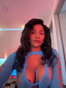 Snapshot of Jessie-pradoo chatting on November 18, 2025, 11:47 am Jessie-pradoo online show from November 18, 2025, 11:47 am