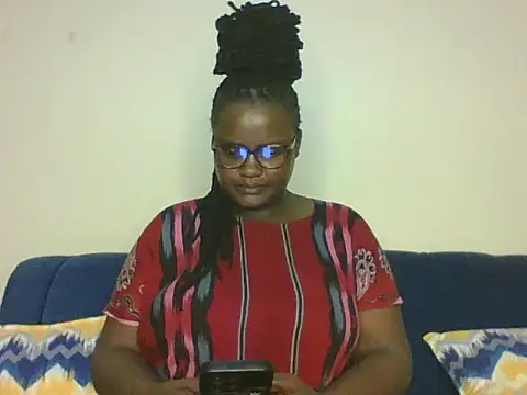 Snapshot of Montel_Montel_ chatting on February 3, 2026, 12:53 am Montel Montel online show from February 3, 2026, 12:53 am