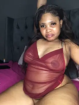 Snapshot of Anaelle24 chatting on February 5, 2025, 5:31 pm Anaelle24 online show from February 5, 2025, 5:31 pm