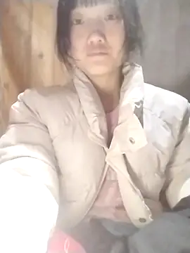 lytamye online show from February 25, 2025, 12:24 pm