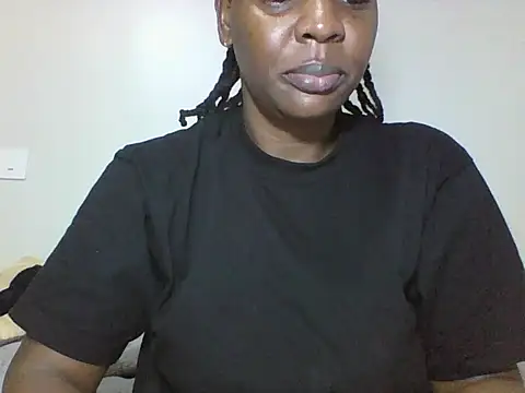 Sweet-piie online show from April 26, 2026, 5:38 am