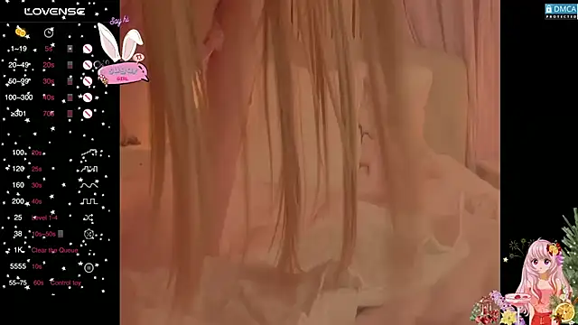 Blondecandie online show from March 12, 2026, 4:24 pm