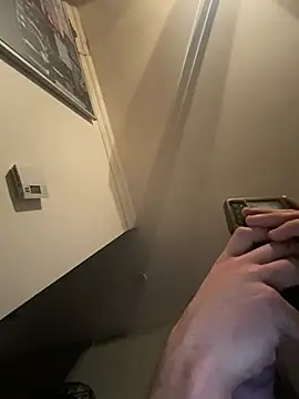 kikiwonderbar online show from January 10, 2026, 1:51 am