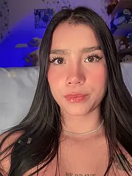 -Loren- online show from February 13, 2026, 12:01 pm