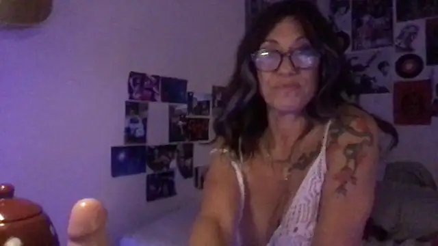 karrmmaa online show from November 14, 2025, 11:09 am