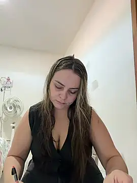 Snapshot of Im_Amelia chatting on July 16, 2026, 12:55 pm Im Amelia online show from July 16, 2026, 12:55 pm