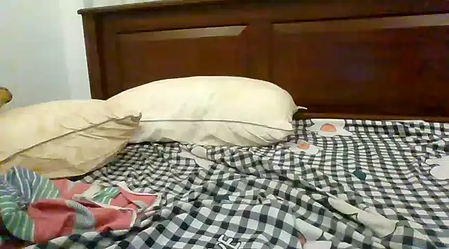 Snapshot of sheron_w6 chatting on December 27, 2024, 10:16 pm sheron w6 online show from December 27, 2024, 10:16 pm