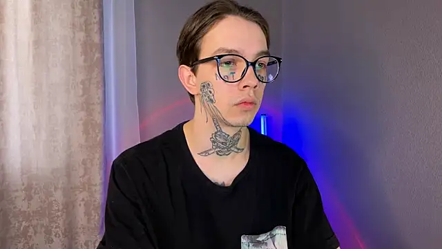 anahori  simon online show from January 15, 2025, 10:06 am