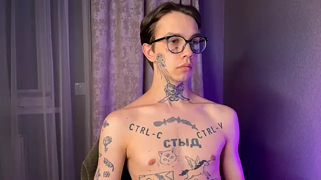 anahori  simon online show from February 4, 2025, 11:59 pm