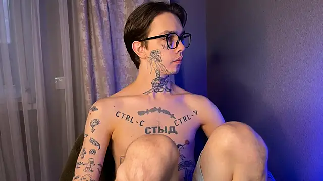 anahori  simon online show from February 8, 2025, 2:49 pm