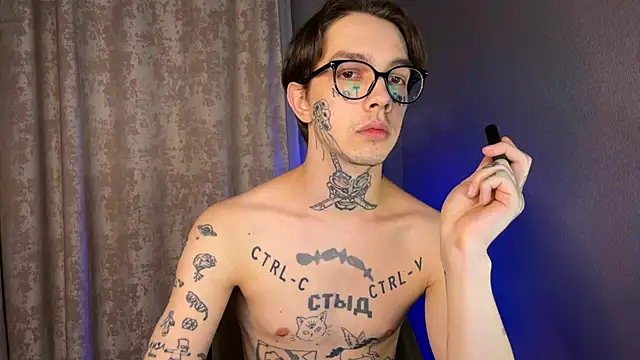 anahori  simon online show from February 18, 2025, 11:41 pm