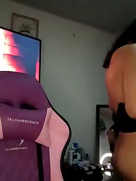 Lanna hott  online show from October 16, 2025, 11:22 am