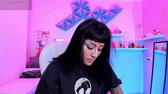 Valkiria ponce online show from January 18, 2026, 6:28 am