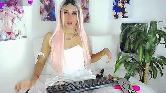 Snapshot of Jules-Angel chatting on March 20, 2025, 1:46 am Jules-Angel online show from March 20, 2025, 1:46 am