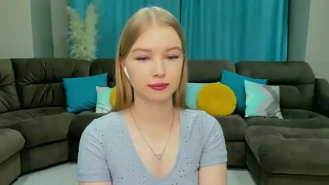 shy  lady online show from February 21, 2025, 2:38 pm