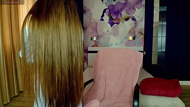 AriaGray online show from February 21, 2026, 8:15 am