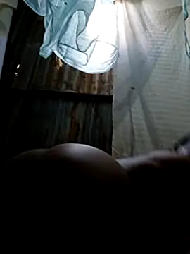 petitebaby001 online show from February 14, 2026, 6:54 am