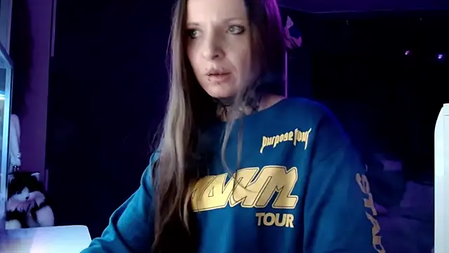 Snapshot of InesGold chatting on January 27, 2025, 10:16 pm InesGold online show from January 27, 2025, 10:16 pm