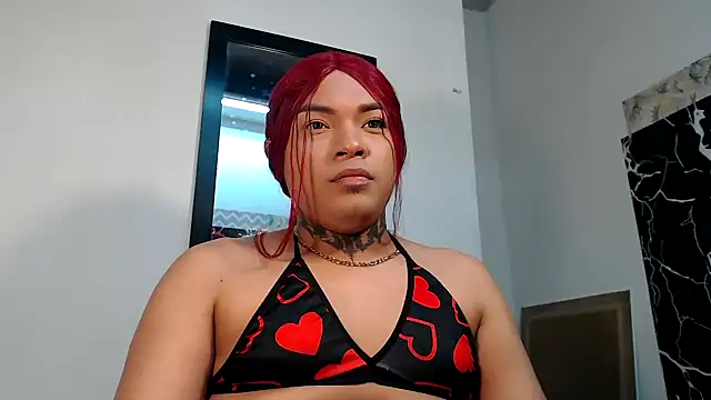 Snapshot of KristalTsXXX chatting on May 8, 2026, 2:33 pm KristalTsXXX online show from May 8, 2026, 2:33 pm